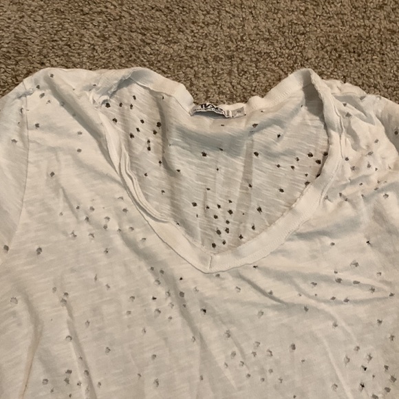 White Holed tee - Picture 3 of 4